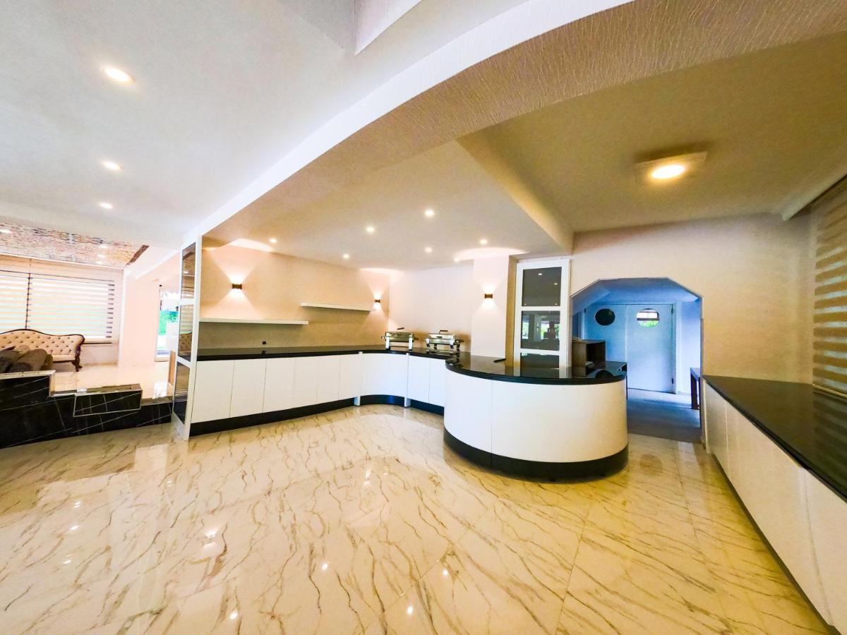 Bir Hotel Antalya Exterior foto